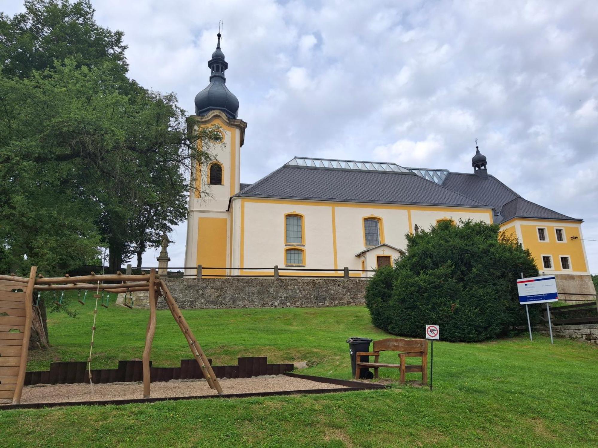 Ubytovani U Kostela Ústí nad Labem Exteriér fotografie
