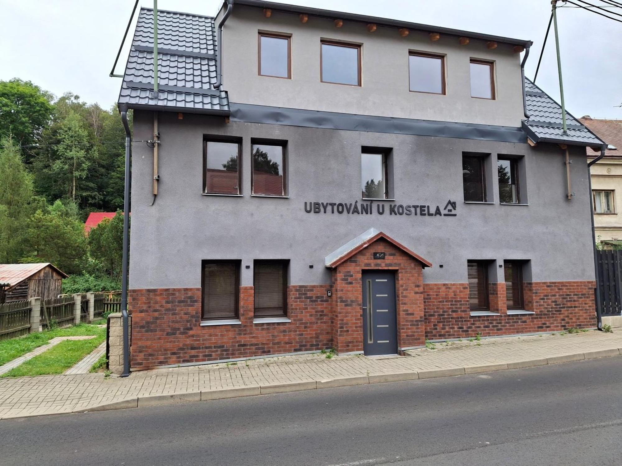 Ubytovani U Kostela Ústí nad Labem Exteriér fotografie